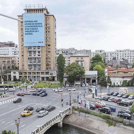 River View - Old City Apartment Bucarest Esterno foto